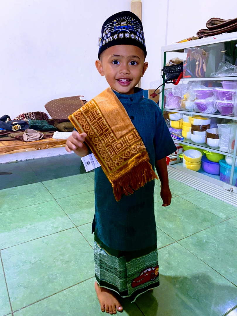https://saif.khitanan.id/dirmember/00000002/Er_Ma/photo-17598-11079-l-202506210548.jpg